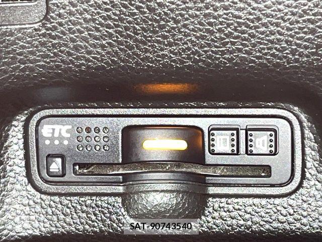 Honda N BOX CUSTOM 2018-01 8781325-6