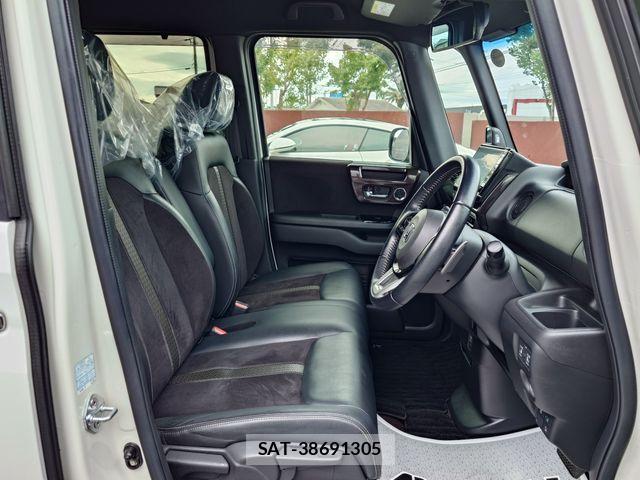 Honda N BOX CUSTOM 2020-01 8781312-9