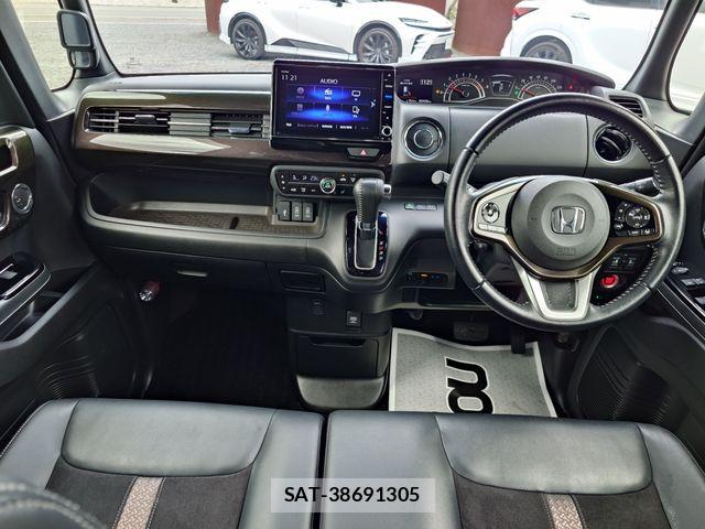 Honda N BOX CUSTOM 2020-01 8781312-8