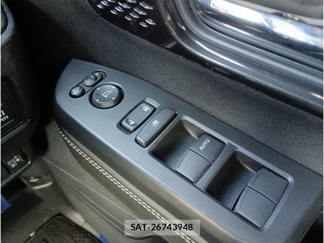 Honda N BOX CUSTOM 2023-10 8781335-24