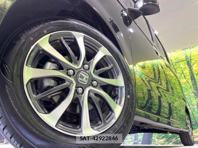 Honda N BOX CUSTOM 2025-01 8781303-12
