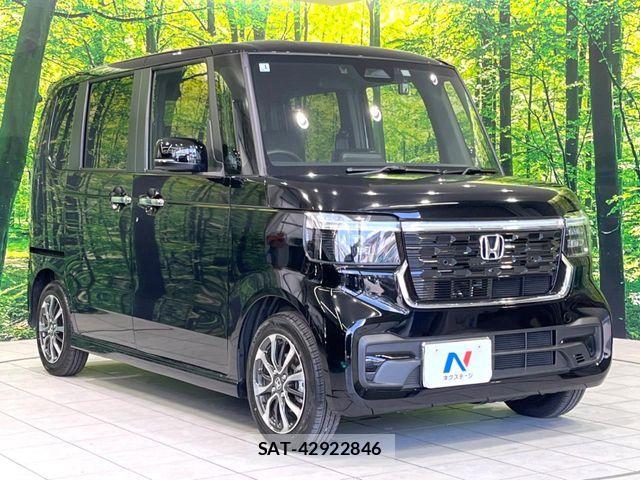 Honda N BOX CUSTOM 2025-01 8781303-15