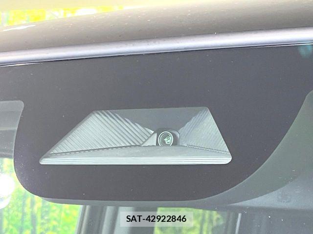 Honda N BOX CUSTOM 2025-01 8781303-4