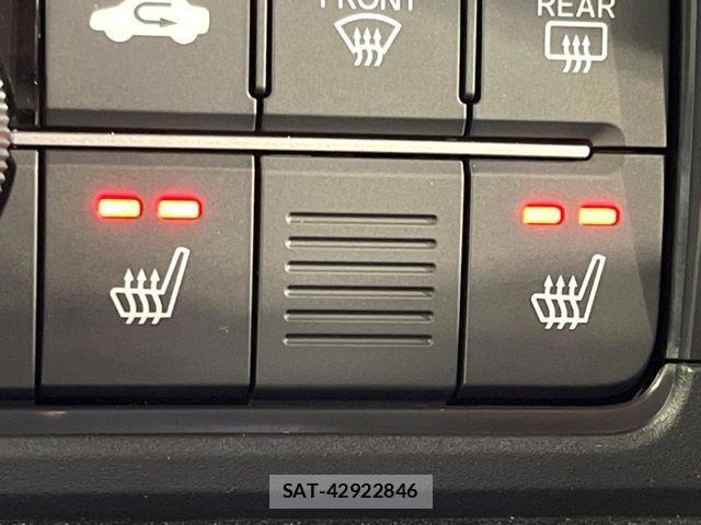 Honda N BOX CUSTOM 2025-01 8781303-6