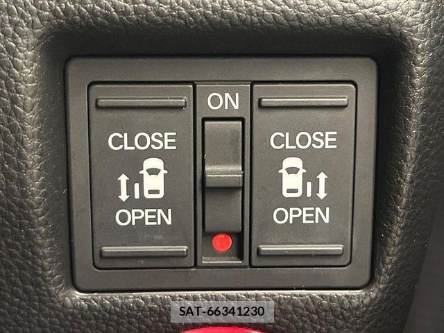 Honda N BOX CUSTOM 2017-09 8781350-4