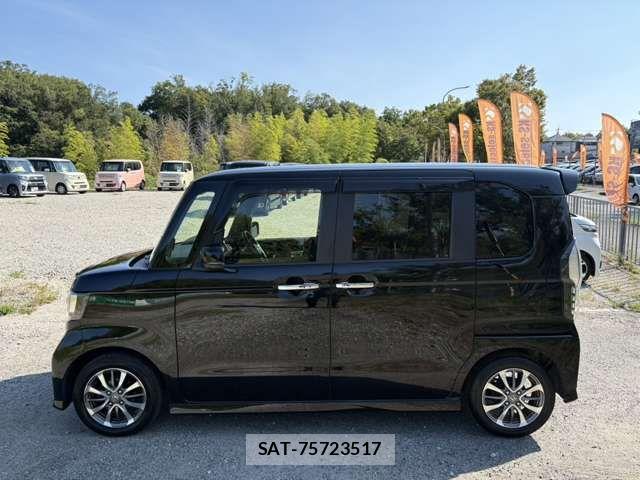 Honda N BOX CUSTOM 2021-07 8796894-5