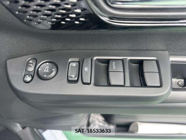 Honda N BOX CUSTOM 2026-06 8796854-14