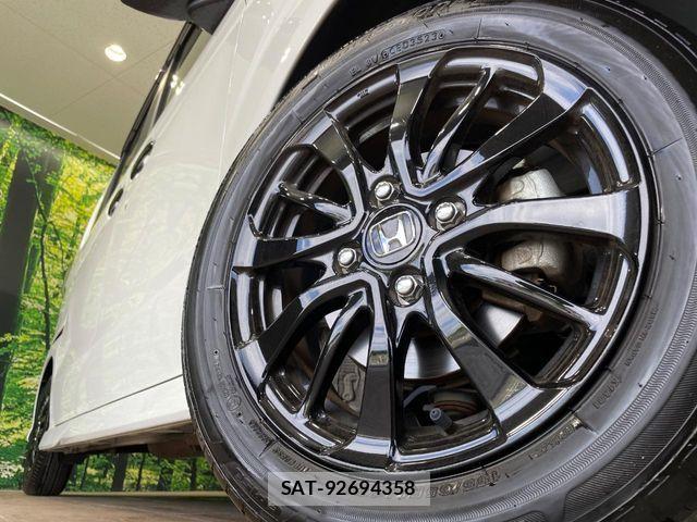 Honda N BOX CUSTOM 2023-11 8796860-12