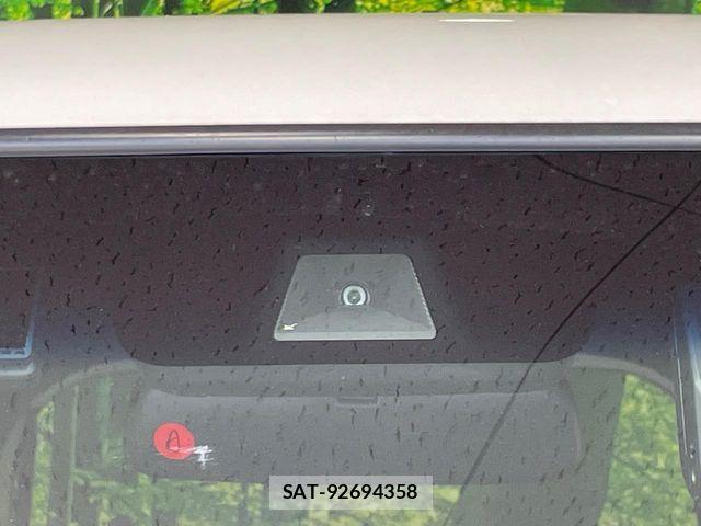 Honda N BOX CUSTOM 2023-11 8796860-3