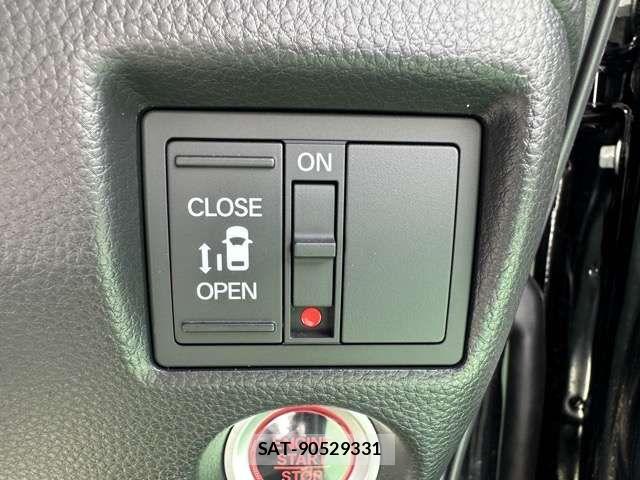 Honda N BOX CUSTOM 2022-01 8796871-15