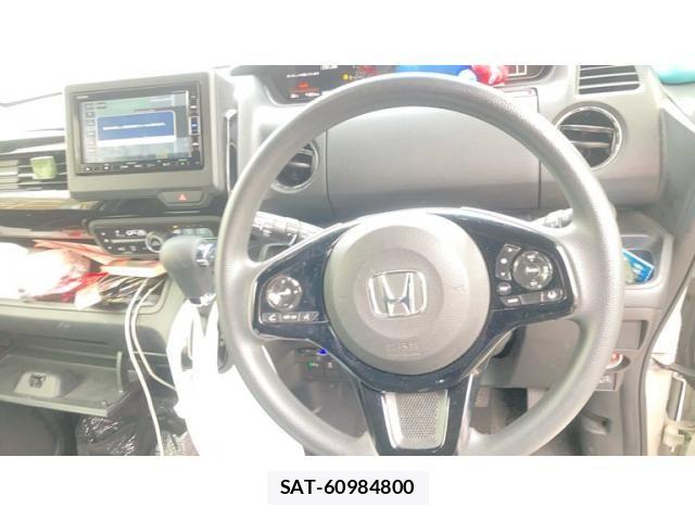Honda N BOX CUSTOM 2022-04 8796896-14