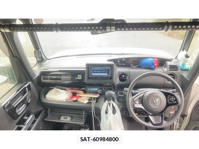 Honda N BOX CUSTOM 2022-04 8796896-16