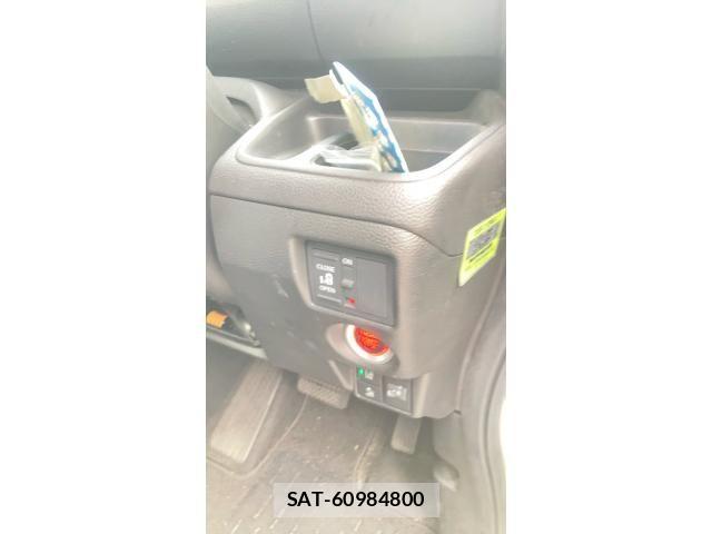 Honda N BOX CUSTOM 2022-04 8796896-18