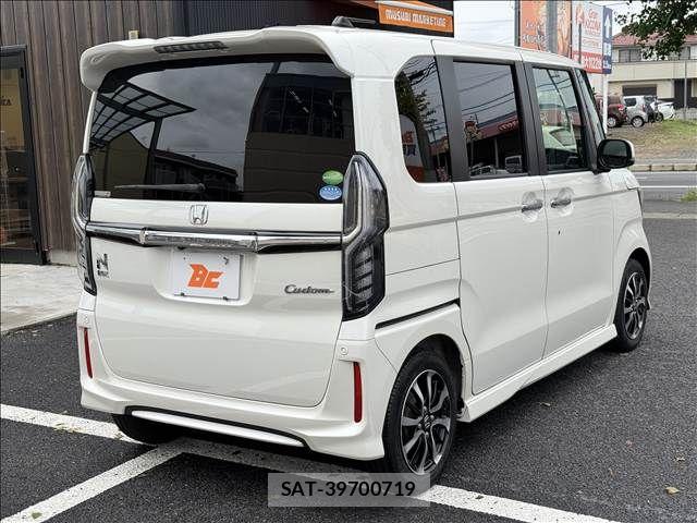 Honda N BOX CUSTOM 2017-09 8796903-23