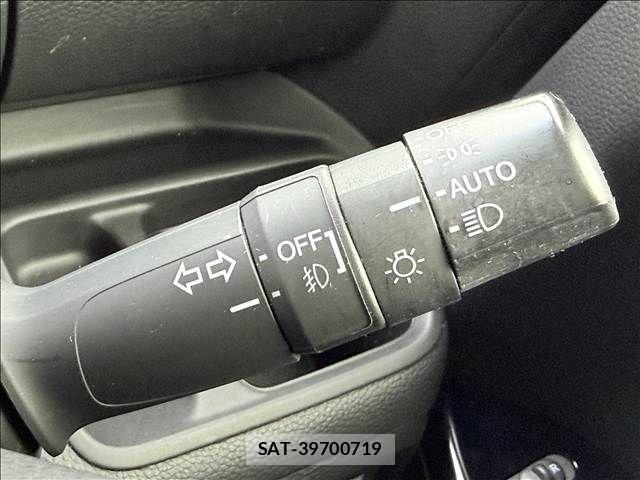 Honda N BOX CUSTOM 2017-09 8796903-28