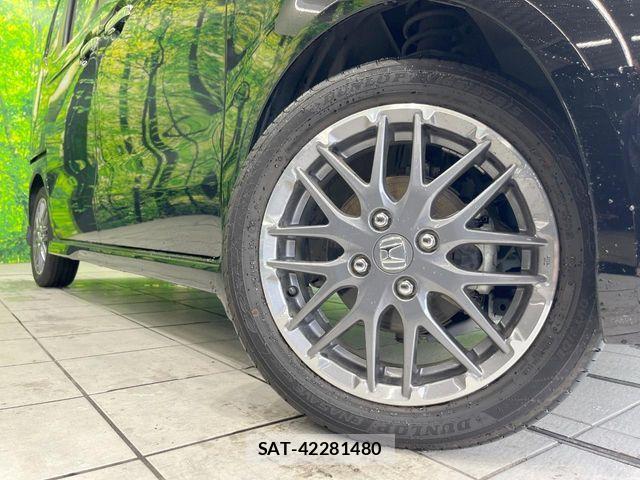 Honda N BOX CUSTOM 2023-10 8796857-12