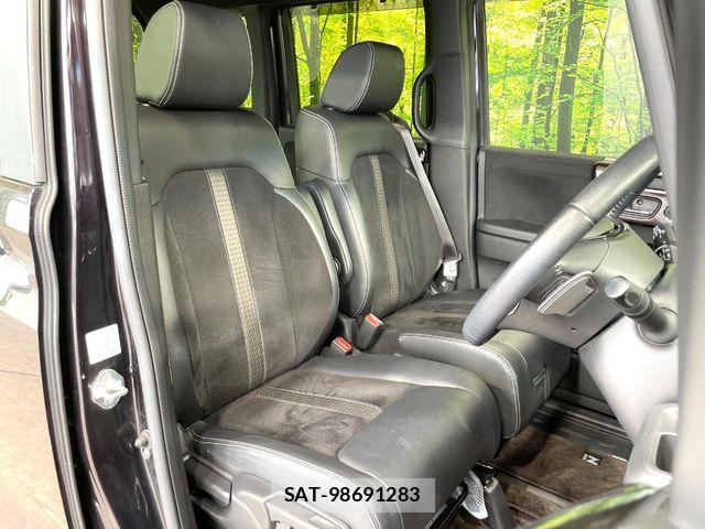 Honda N BOX CUSTOM 2020-01 8796876-7