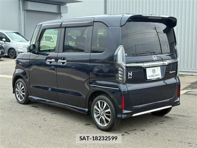 Honda N BOX CUSTOM 2021-09 8796877-7