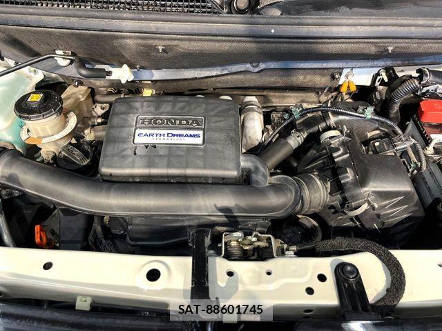 Honda N BOX CUSTOM 2018-02 8796883-17