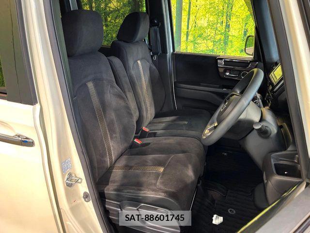 Honda N BOX CUSTOM 2018-02 8796883-7