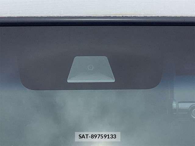 Honda N BOX CUSTOM 2019-06 8796879-9