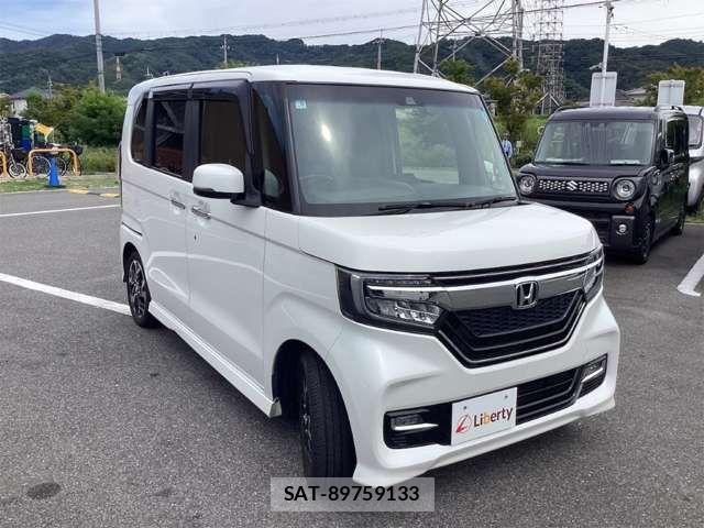 Honda N BOX CUSTOM 2019-06 8796879-13