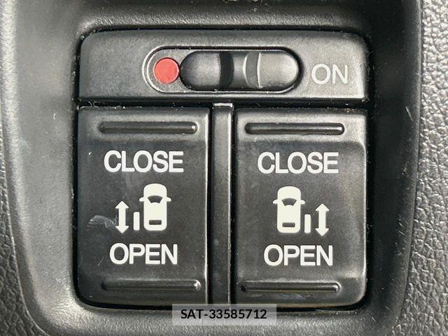 Honda N BOX CUSTOM 2013-05 8796906-4