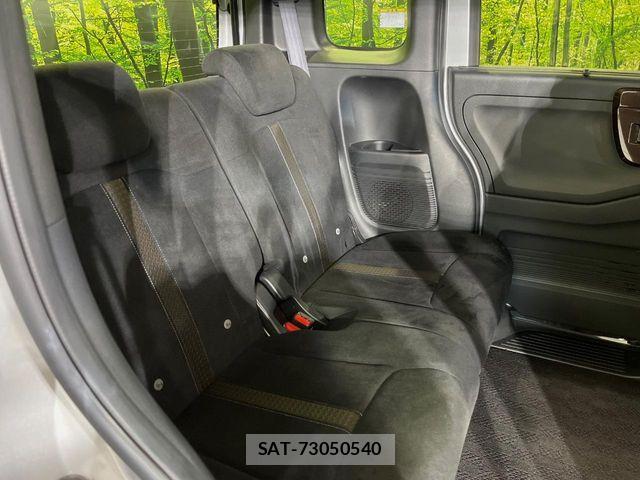 Honda N BOX CUSTOM 2018-07 8796882-8