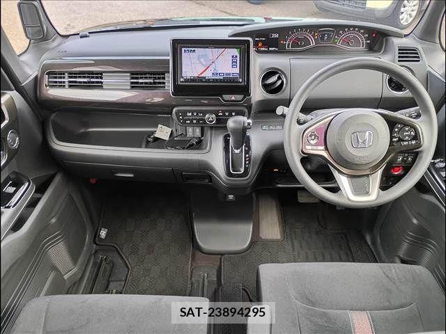 Honda N BOX CUSTOM 2017-11 8796889-1
