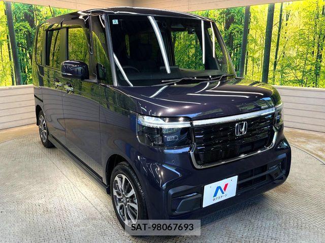 Honda N BOX CUSTOM 2024-02 8796862-13