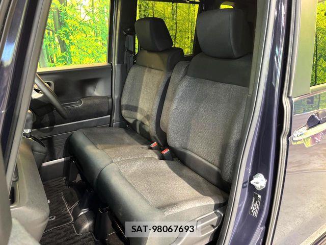 Honda N BOX CUSTOM 2024-02 8796862-7