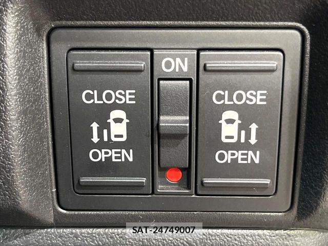 Honda N BOX CUSTOM 2024-07 8796856-5