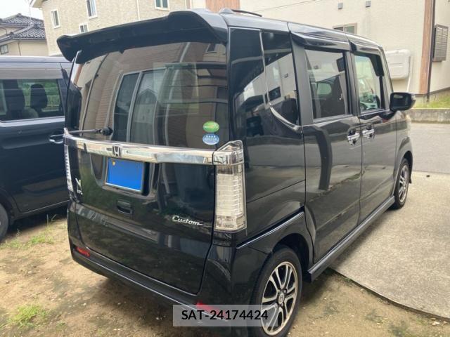 Honda N BOX CUSTOM 2013-10 8830759-2