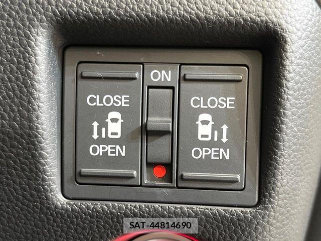 Honda N BOX CUSTOM 2019-10 8830714-4