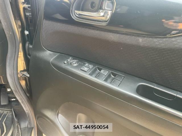 Honda N BOX CUSTOM 2013-10 8830758-9