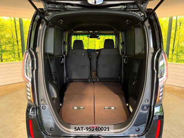 Honda N BOX CUSTOM 2018-04 8830727-10