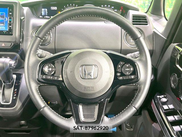 Honda N BOX CUSTOM 2022-10 8830696-12