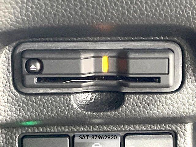 Honda N BOX CUSTOM 2022-10 8830696-8
