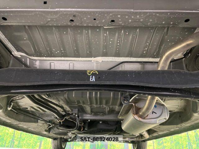 Honda N BOX CUSTOM 2024-09 8830675-18