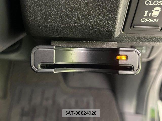 Honda N BOX CUSTOM 2024-09 8830675-6
