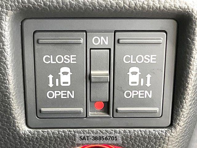 Honda N BOX CUSTOM 2023-06 8830699-4