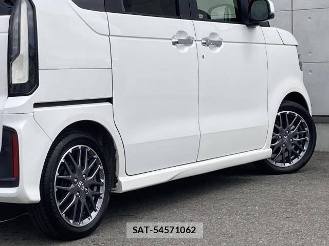 Honda N BOX CUSTOM 2024-01 8830697-13