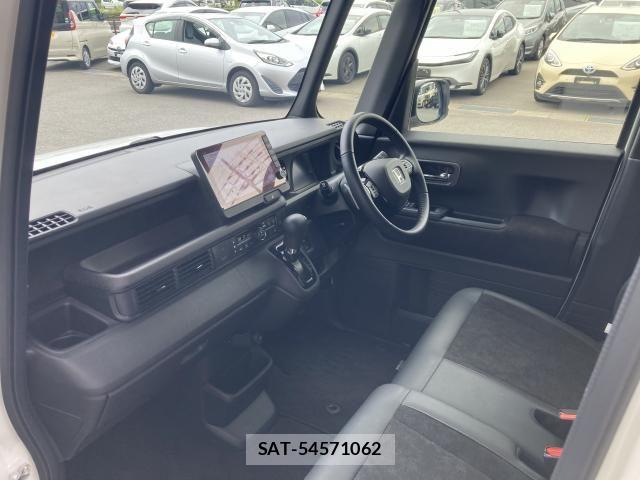 Honda N BOX CUSTOM 2024-01 8830697-20
