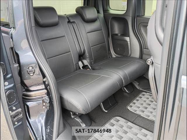 Honda N BOX CUSTOM 2022-11 8830728-14