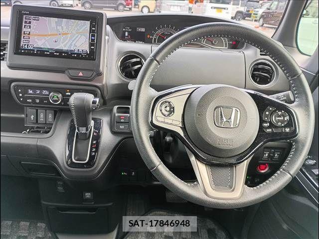 Honda N BOX CUSTOM 2022-11 8830728-16