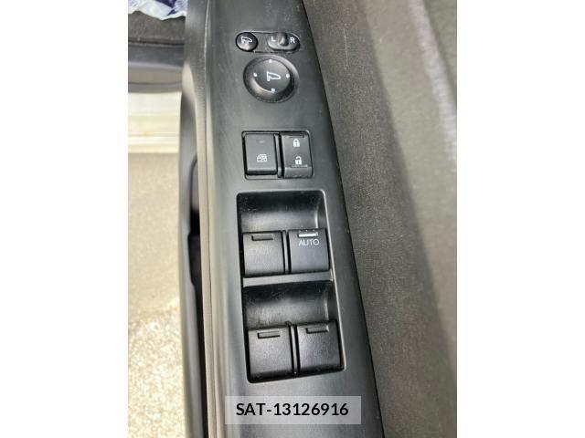 Honda N BOX CUSTOM 2014-03 8830754-11