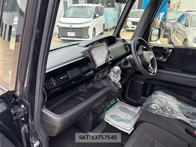 Honda N BOX CUSTOM 2021-06 8830713-3