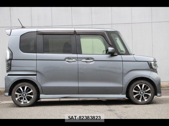 Honda N BOX CUSTOM 2019-11 8830732-15