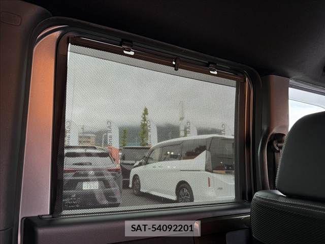 Honda N BOX CUSTOM 2018-05 8830731-27