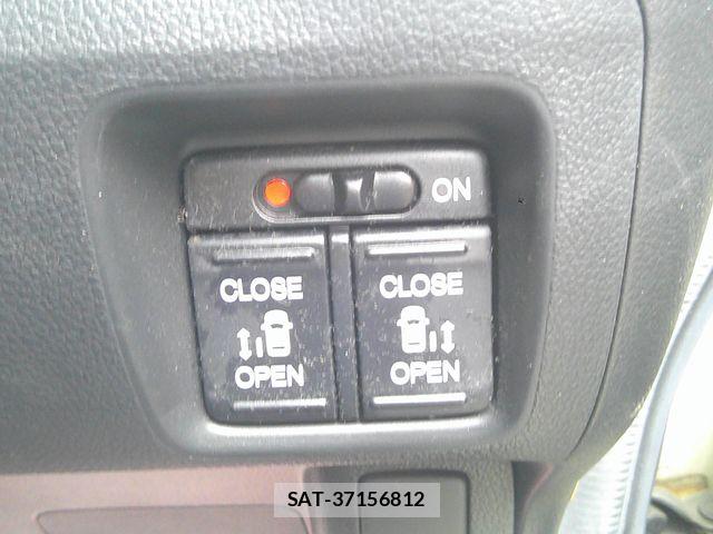 Honda N BOX CUSTOM 2013-10 8830752-18